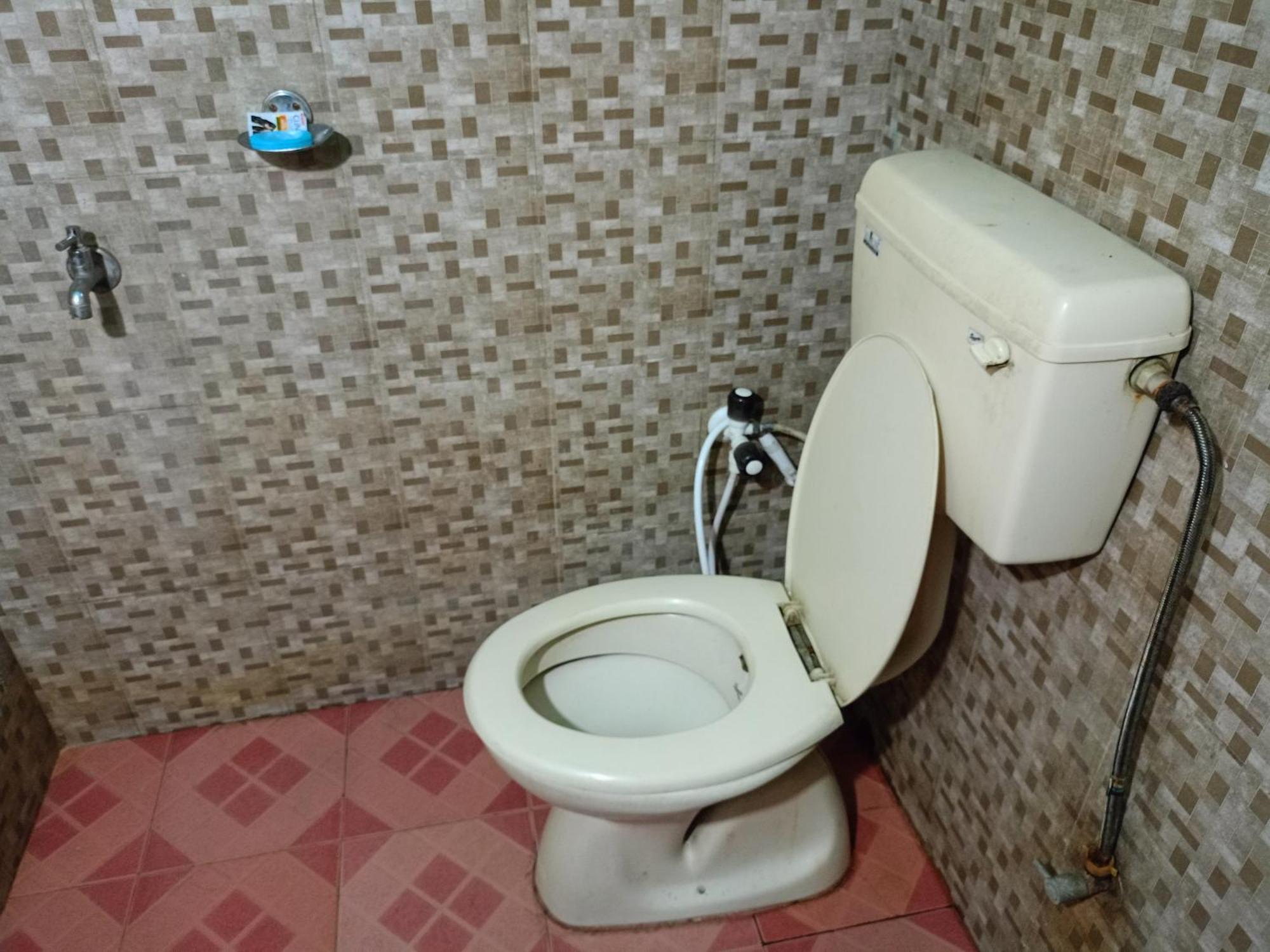 Comfort Inn Гувахати Екстериор снимка